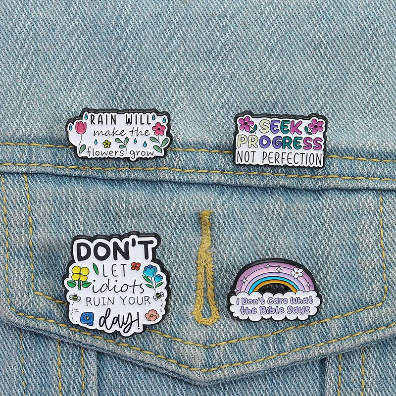 شخصية رسالة المينا دبابيس كلمة ملونة دبابيس ظهره الملابس الزخرفية شارة التلبيب الملحقات هدية للأصدقاء ﻿