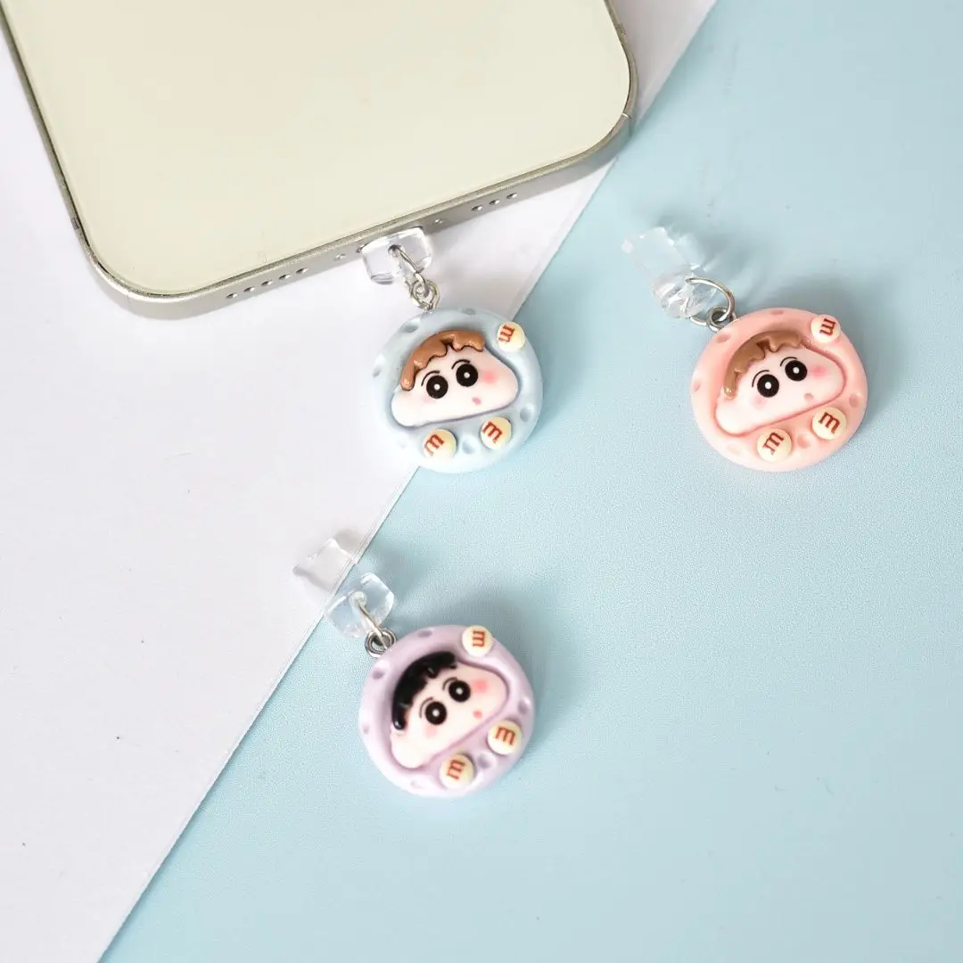 

Kawaii карандаш Шин-тян пылезащитная заглушка аниме мультфильм милый аксессуар для мобильного телефона Type-c порт для зарядки кулон пара подарок на день рождения