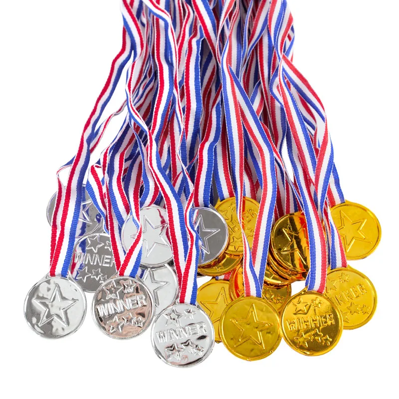 10pcs Mini Plastic Gold Winners Medals Trophy for Children Sports Game Reward Prize Cup Toys Kids Birthday Party Favors Gifts