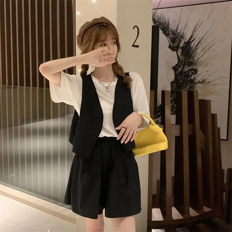 

Легкий модный комплект из двух предметов: женский ретро-жилет и шорты для лета, уникальный дизайн