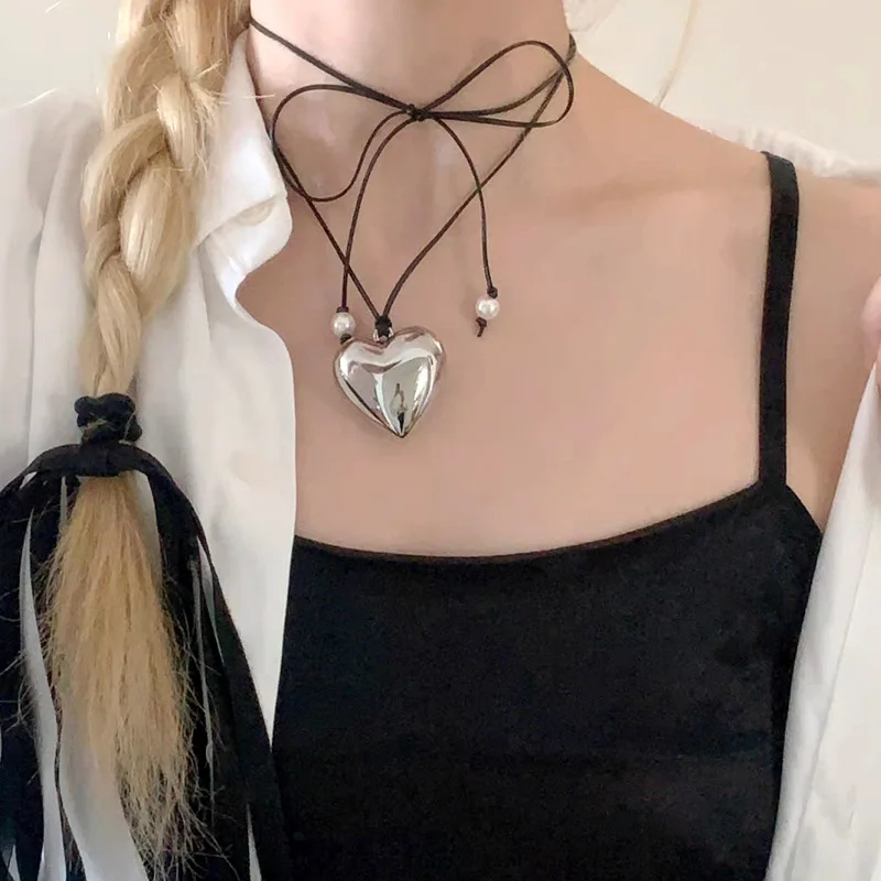 Large Heart-shaped Pendants with Adjustable Drawstring Simple Personalized Choker Necklace Women Fashion Jewelry Party