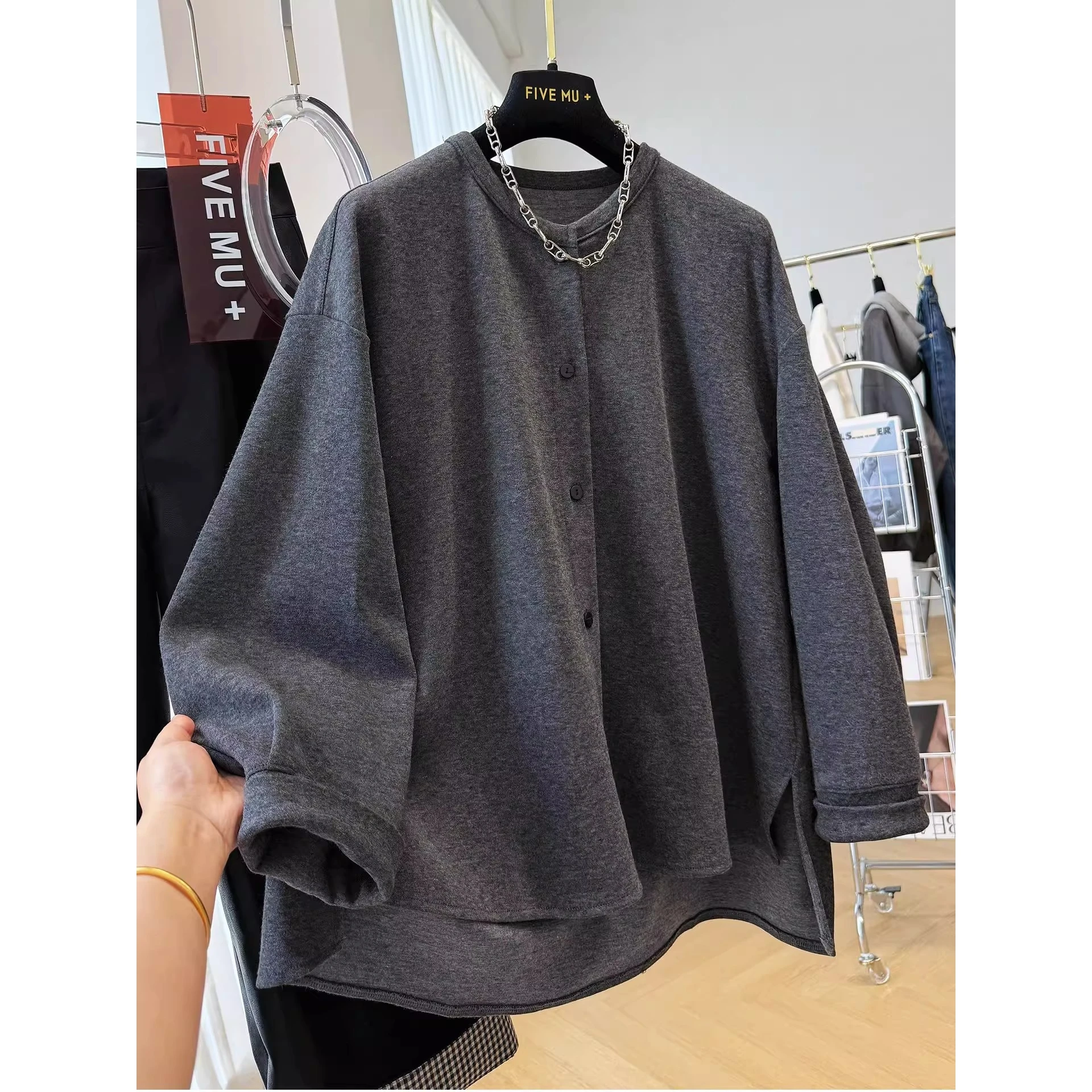 

Korean Sle Men's Sweatirt Jaet Loose Fit round Ne Button up Casual Outerwear for plus Size 300 Pou Autumn Winter