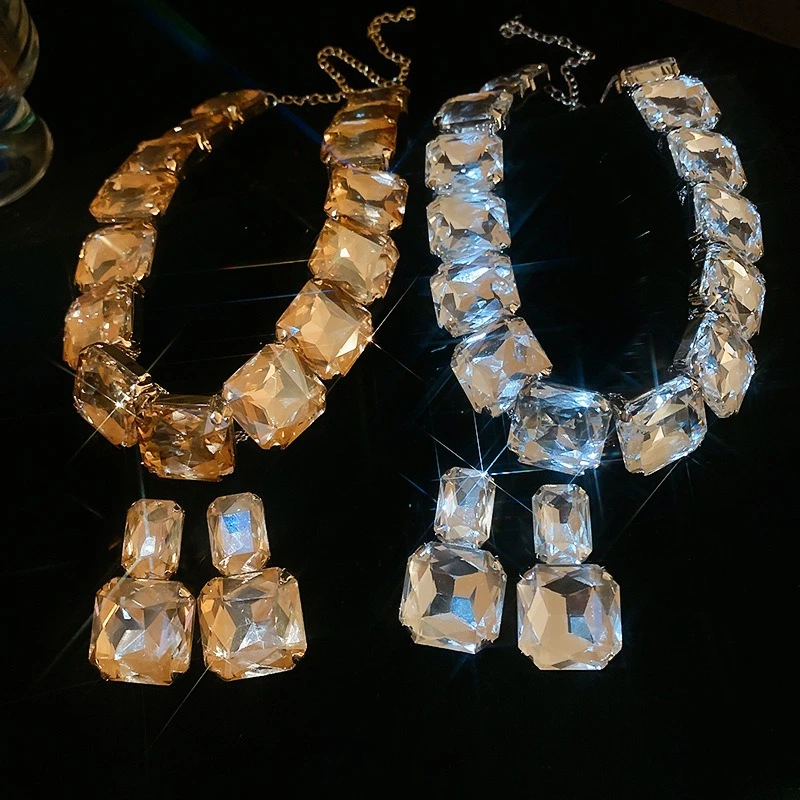 2 Pcs Exaggerated Square Rhinestones Chokers Necklaces Bride Temperament Drop Earrings Jewelry Set for Party Wedding Dress E