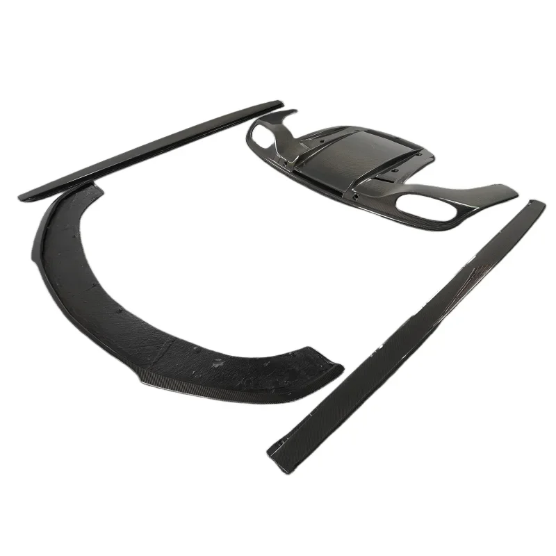 

Carbon fiber body kit including front lip side skirts and rear diffuser suitable for Bentley GTC Continental V8 models 2012-2014