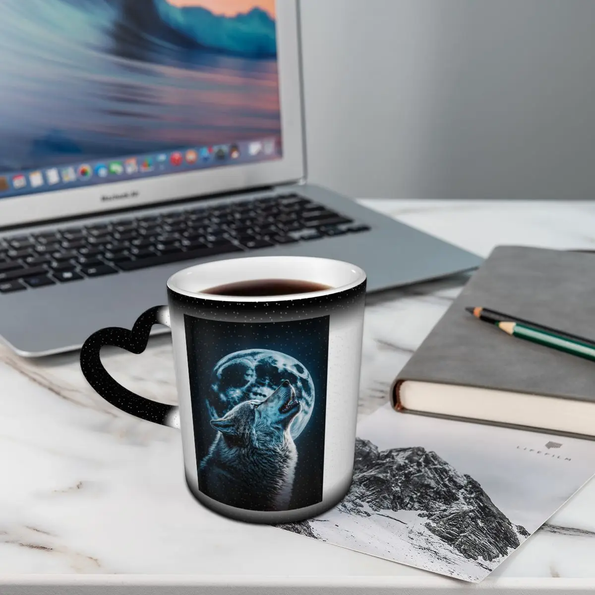 Howling Wolf Under The Moonlight Print Mug Funny Ceramic Coffee Cups Tea Mugs Milk Cup Drinkware Gift for Woman Man