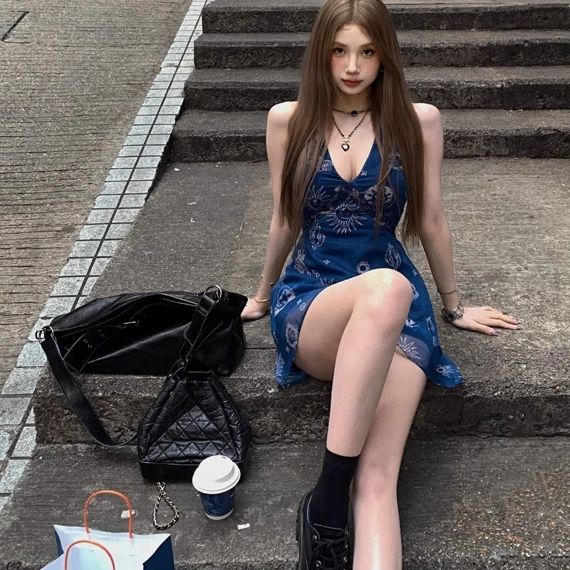 Francês retro com decote em v novo colete feminino vestido curto 2025 verão novo azul impressão cintura fina a linha camisola sexy vestidos longos senhoras