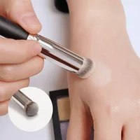 Pinceau correcteur de fond de teint, pinceaux de fard à joues de Contour Premium, impeccable sous les yeux, brosse de maquillage Dense pour le visage pour mélanger 1