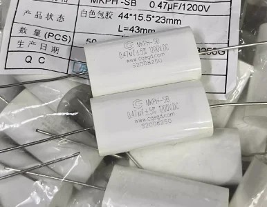 

10pcs 0.47UF 1200V Axial non-inductive absorption film capacitor Film Capacitors