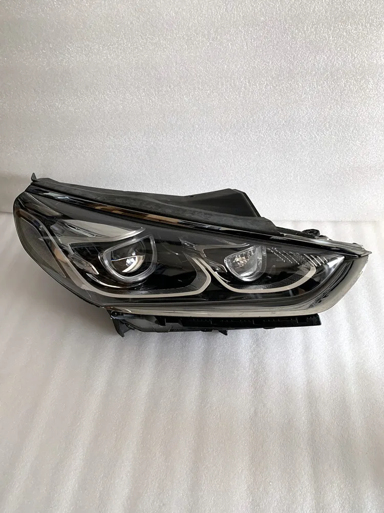 Suitable for 18 types of modern Sonata nine LED headlight assembly, car dismantling parts, cable nine hybrid left and right