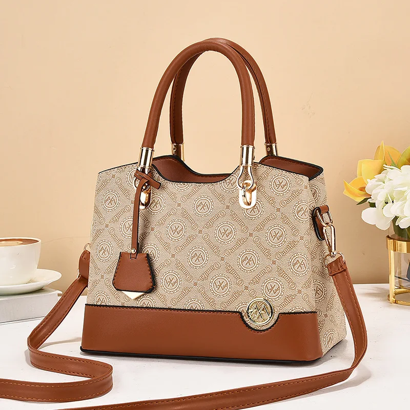 

Stylish Versatile Single Shoulder Crossbody Bag for Middle-Aged Women Fashionable Handbag Summer New Arrival Ladies Purse
