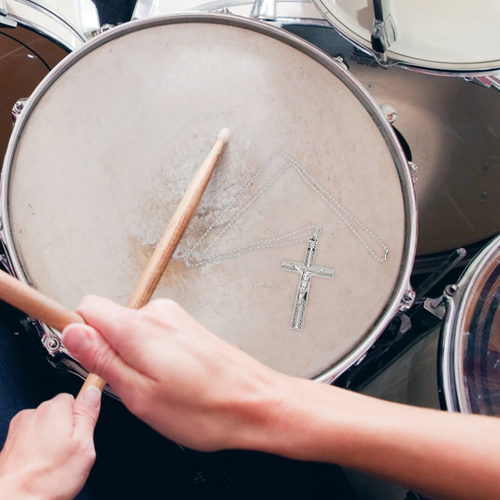 

Cross Shaped Drum Key Zinc Alloy Material Smooth Burr Free Surface Perfect for Drum Tuning Silver Instrument Key