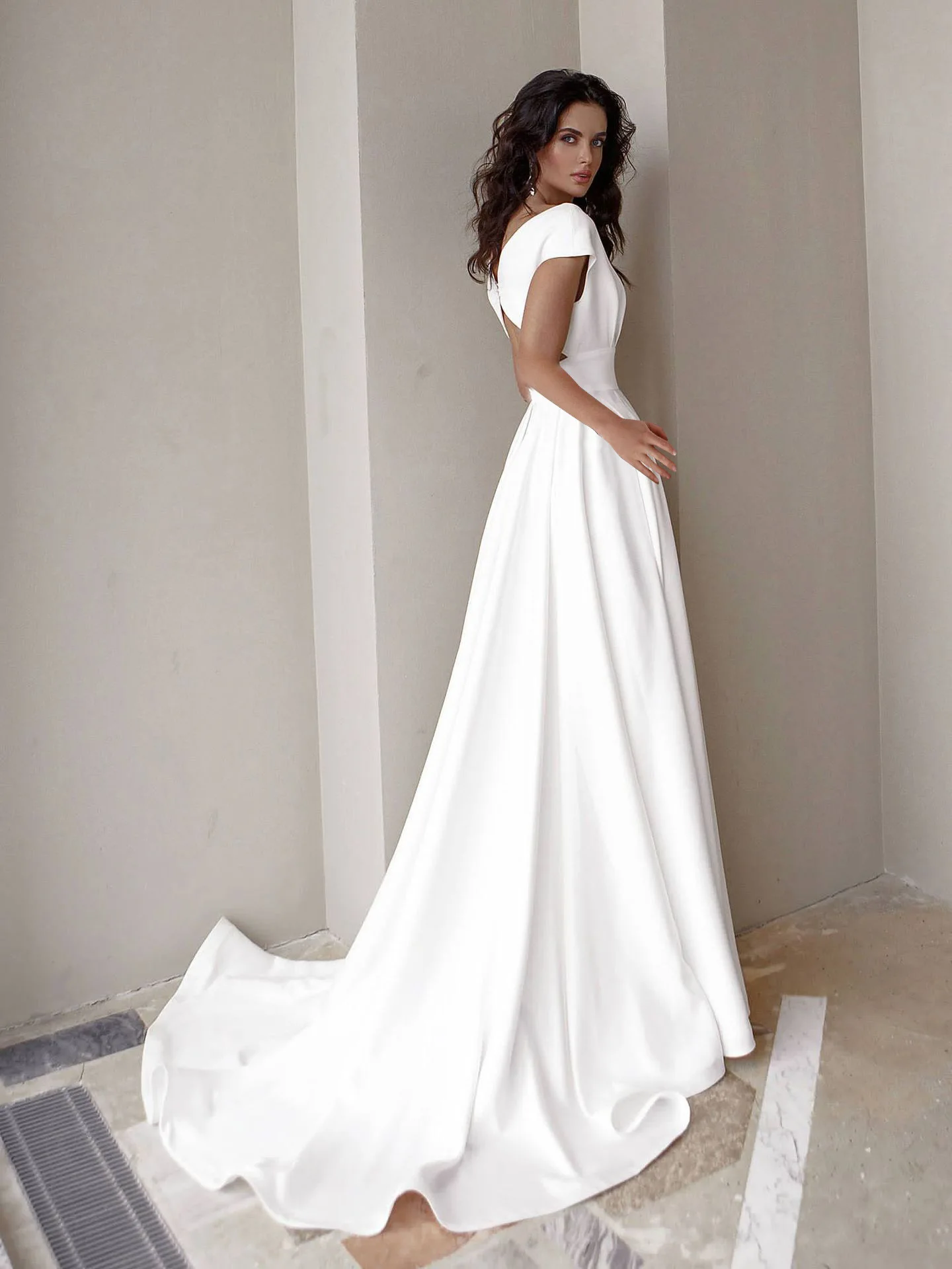 2026 Women's New Elegant Maxi Dress Solid Color Wrap Chest Ruffle Hem Long Dress Formal Evening Gown For Party Wedding Cocktail