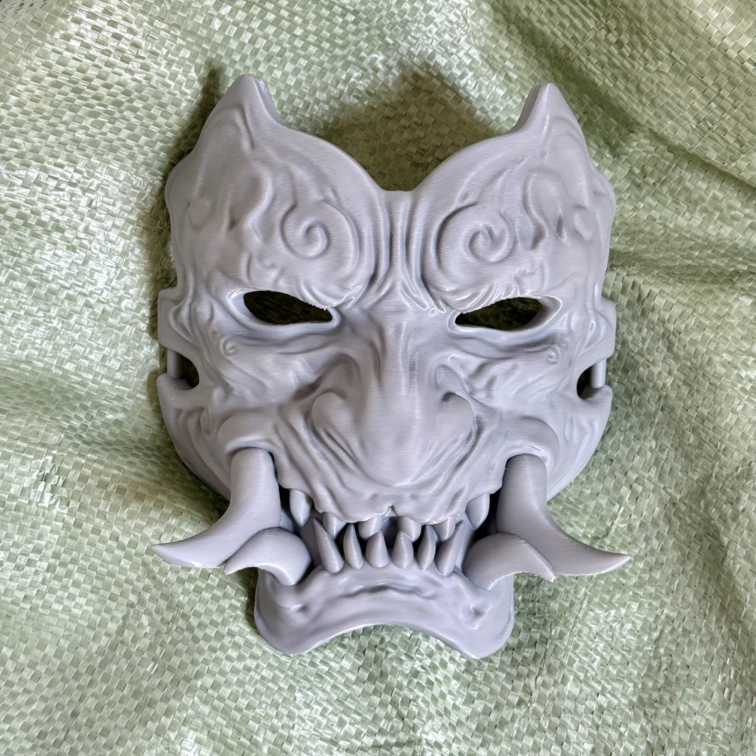 لعبة Black Myth Wukong حول أزياء الهالوين والدعائم التنكرية Nuo Mask