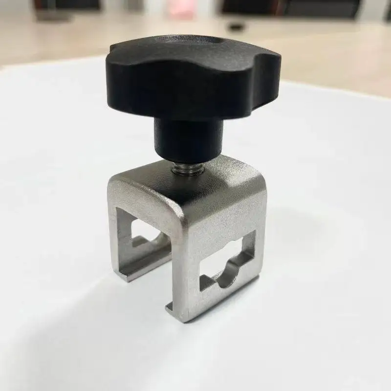 

Запчасти для операционного стола: изнашиваемые детали, квадратный ползунок, фиксатор для талии и плеч, направляющая направляющая шина, адаптер, боковая направляющая шина, боковая направляющая.