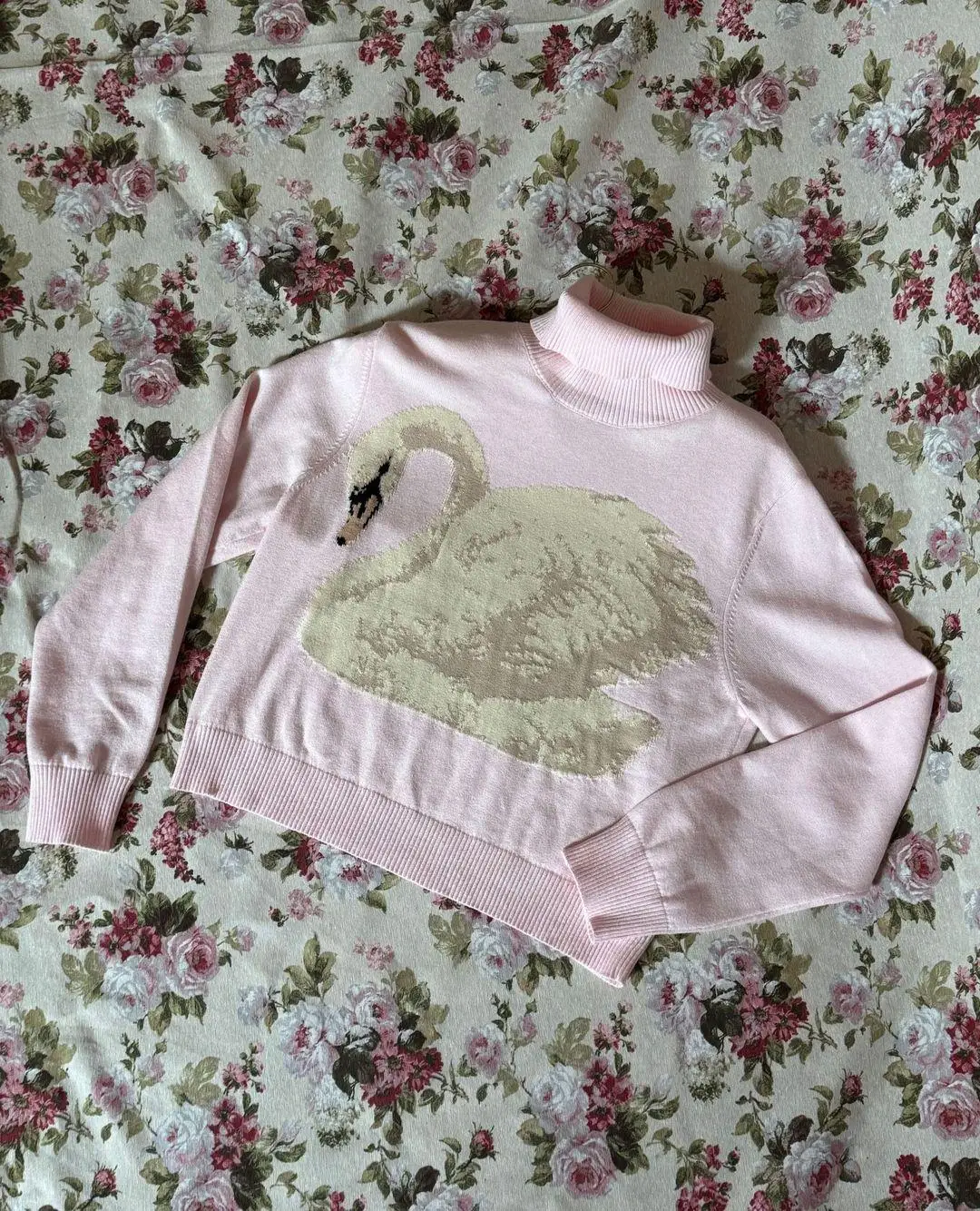 Black Pink sweater White Swan pattern New slim-fit Retro slim-fit narrow neck knit sweater jacket Fashion women's winter sweater