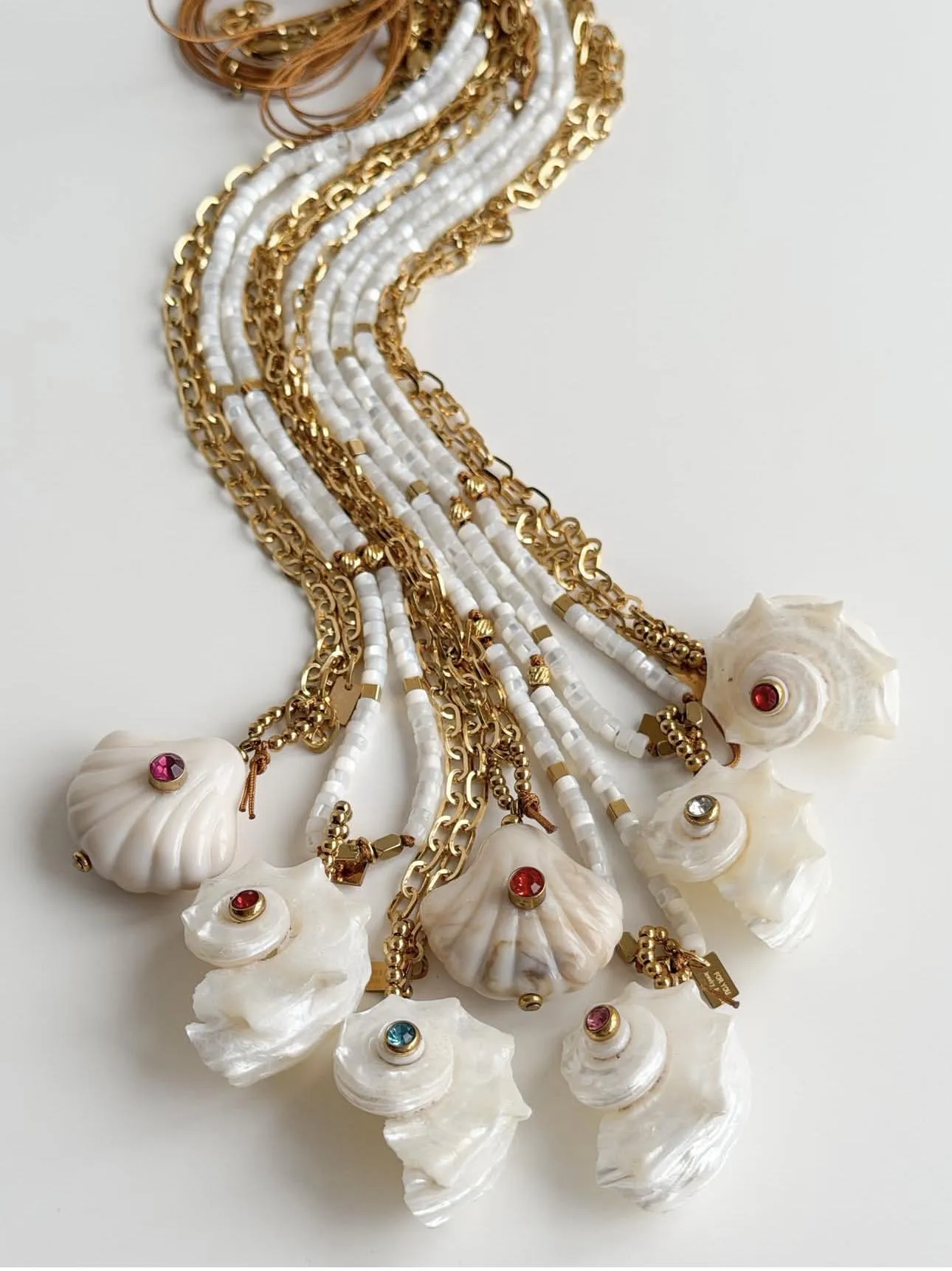 summer Jewelry Europe America popular with ocean-themed natural shell snail conch pendant as well as heart-shaped necklace