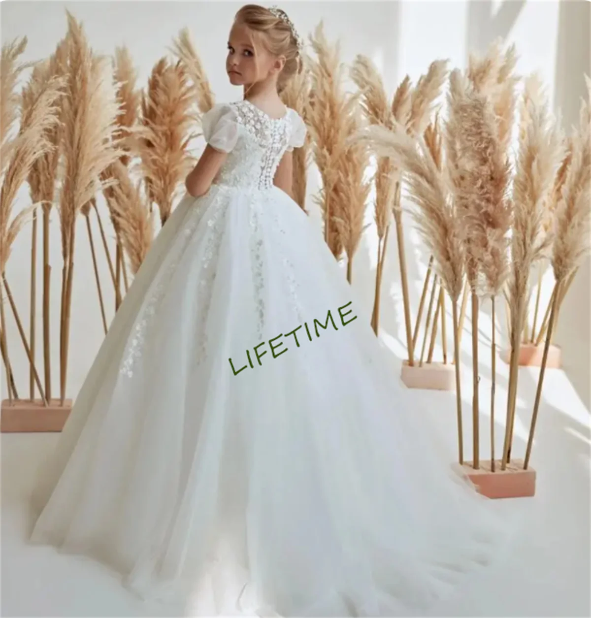 

Classic White Flower Girl Dresses Short Sleeve Elegant Princess Satin Ball Gown For Kids Birthday Party First Communion Dress