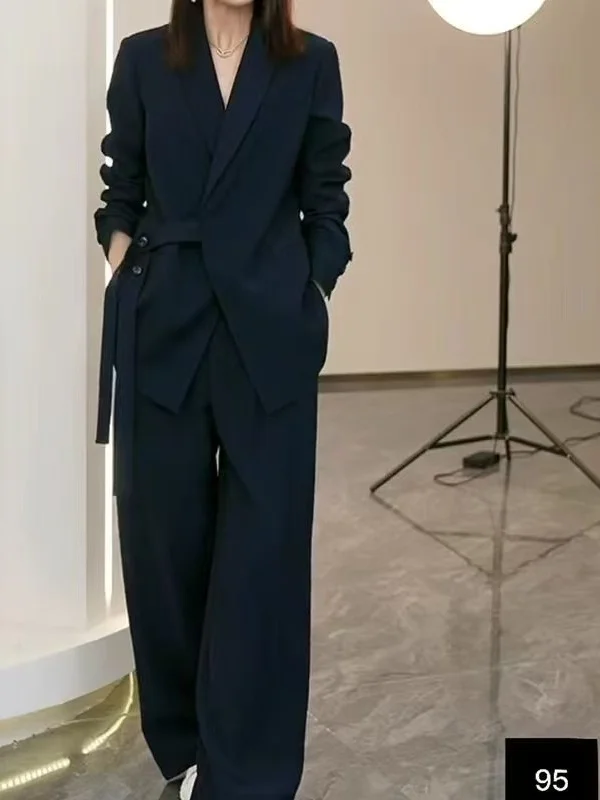 Picture 4: Fashionable plus Size Women's Suiting Set High Waist Wide Leg Pants Two Piece Ensemble Korean Style Commute Wind Spring New A...