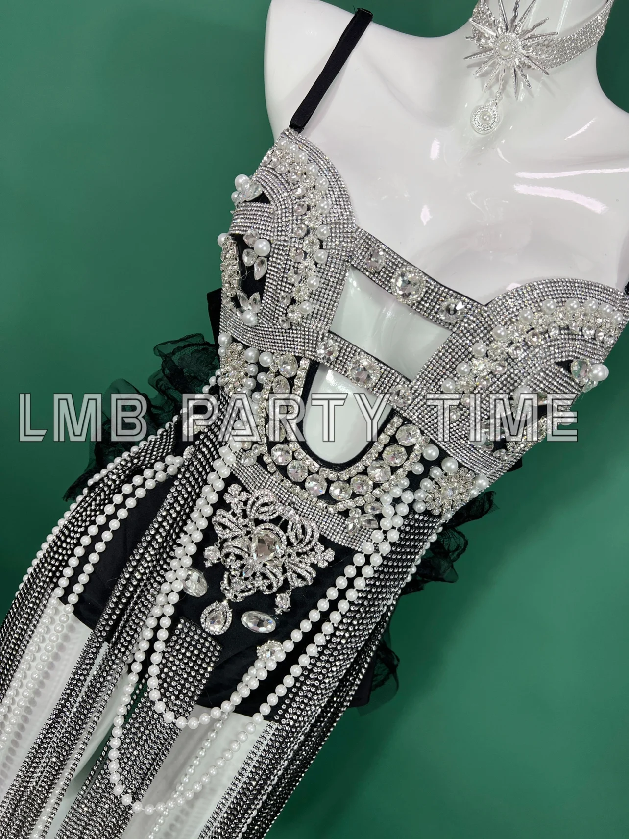 Bar Nightclub DJ Dancer Sexy Stage Wear Sparkly Rhinestone Beading Tassel Bodysuit Leotard Women Singer Team Performance Costume