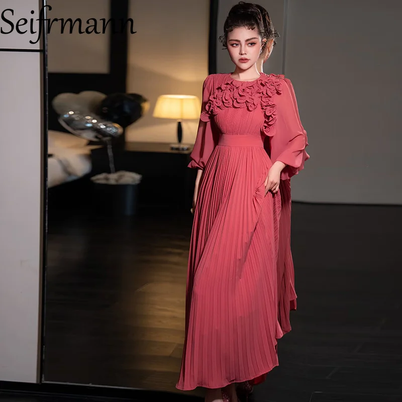 Seifrmann Modedesign Damenkleid mit Applikationen, hoher Taille, Laternenärmel, einfarbig, große Schaukel, plissierte Kleider