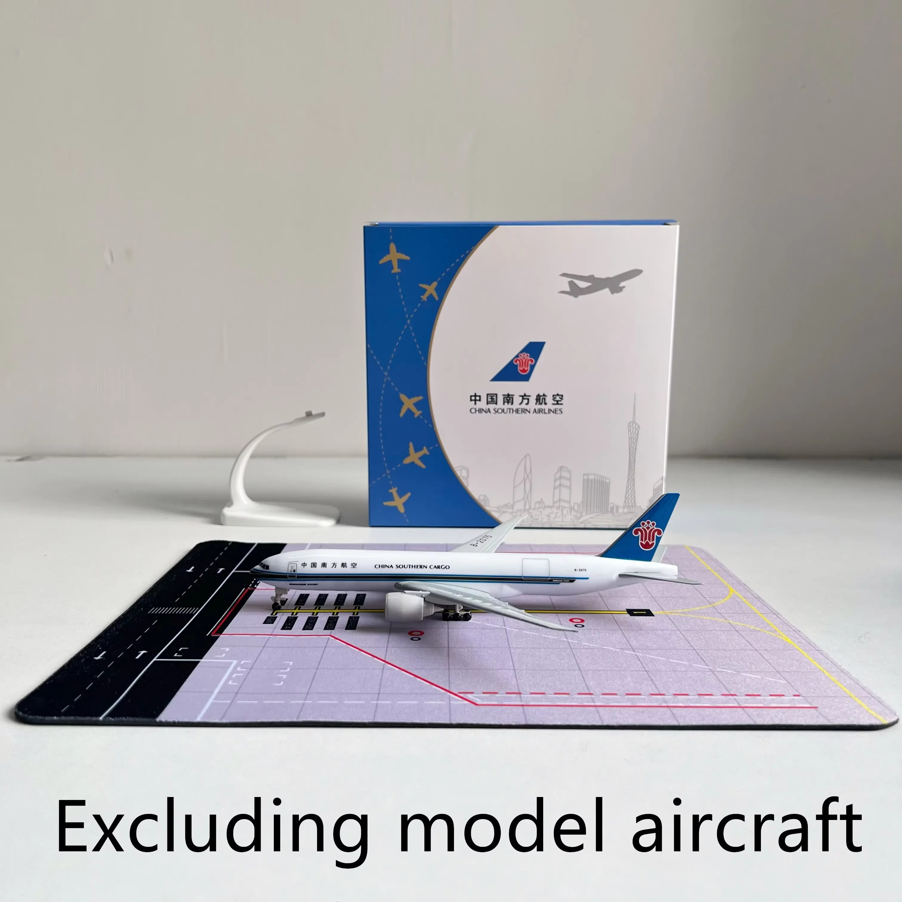 

Aircraft Mat Runway Apron Suitable For 1:400 Model Aircraft Simulation Miniature Ornaments Collectibles Surprise Decoration