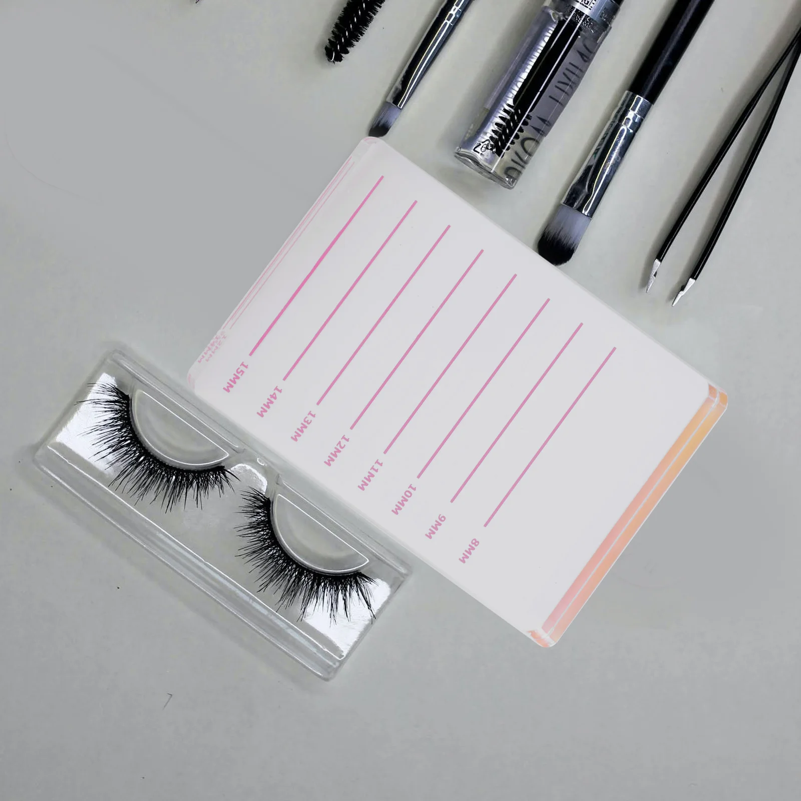 

Eyelash Extension Pallets Fake Lash Grafting Tray Compact Size Smooth Surface Easy Cleaning Beauty Salon Use eyelash holder