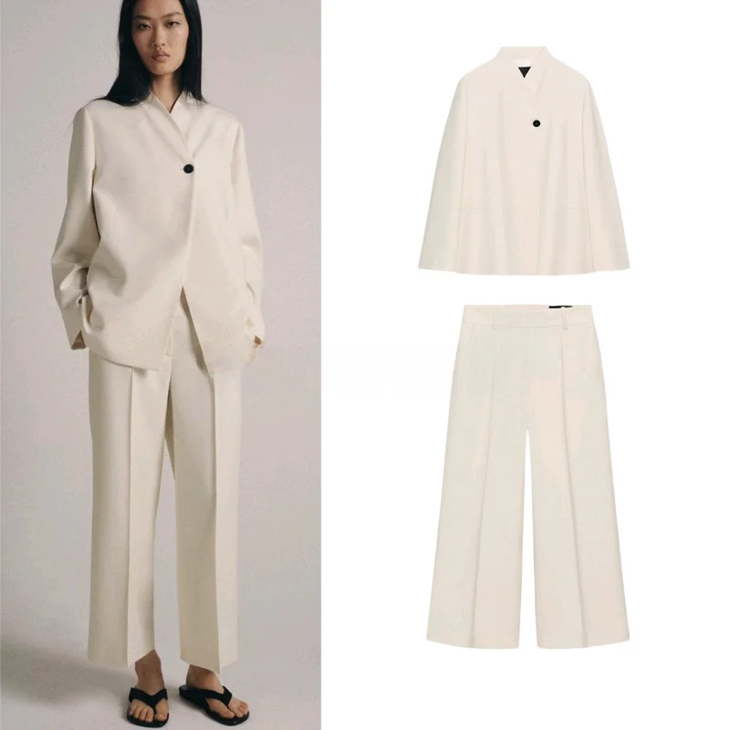 

Women's Tailored Suit Jacket with Double Breasts And Long Sleeves Nine-Piece Pants with Zigzag Decoration Spring Fashion Set