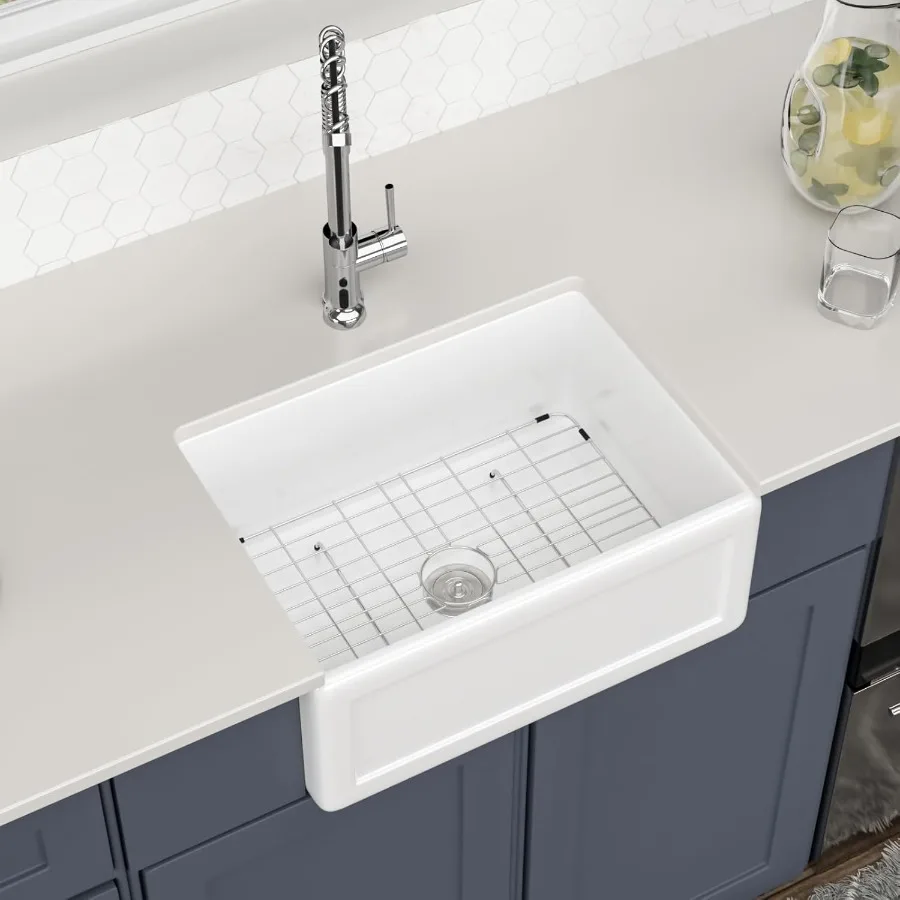 حوض مطبخ مزرعة أبيض مقاس 24 بوصة مع تصميم أمامي مريلة حوض سيراميك سفلي من Fireclay بوعاء واحد في كلاسي الريف