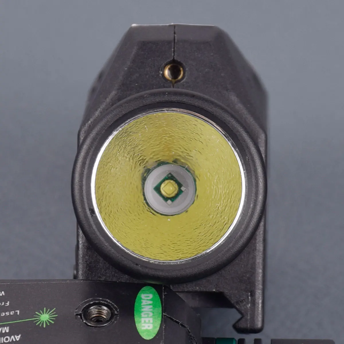 Pistola compatta Rosso Verde Laser Sight Combo Torcia a LED ricaricabile per AR15 Fucile Pistola Arma Luce 20mm Pictinny Rail