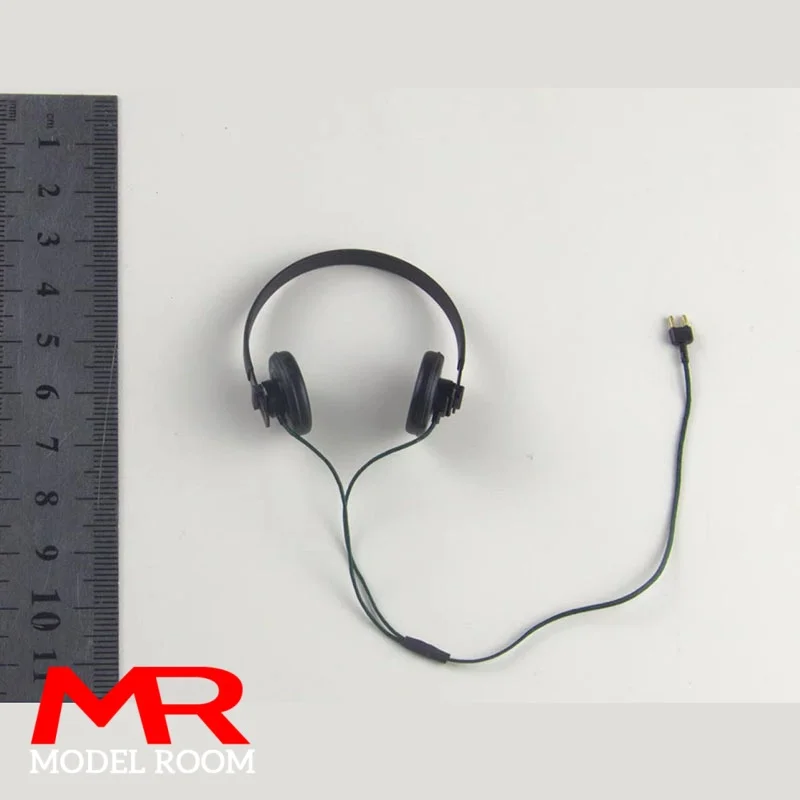 BROWN ART 1/6 Scale Tobacco Pipe Earphones Telescope Watch Model Soldier Scene Accessories Props Fit 12'' Action Figure Body