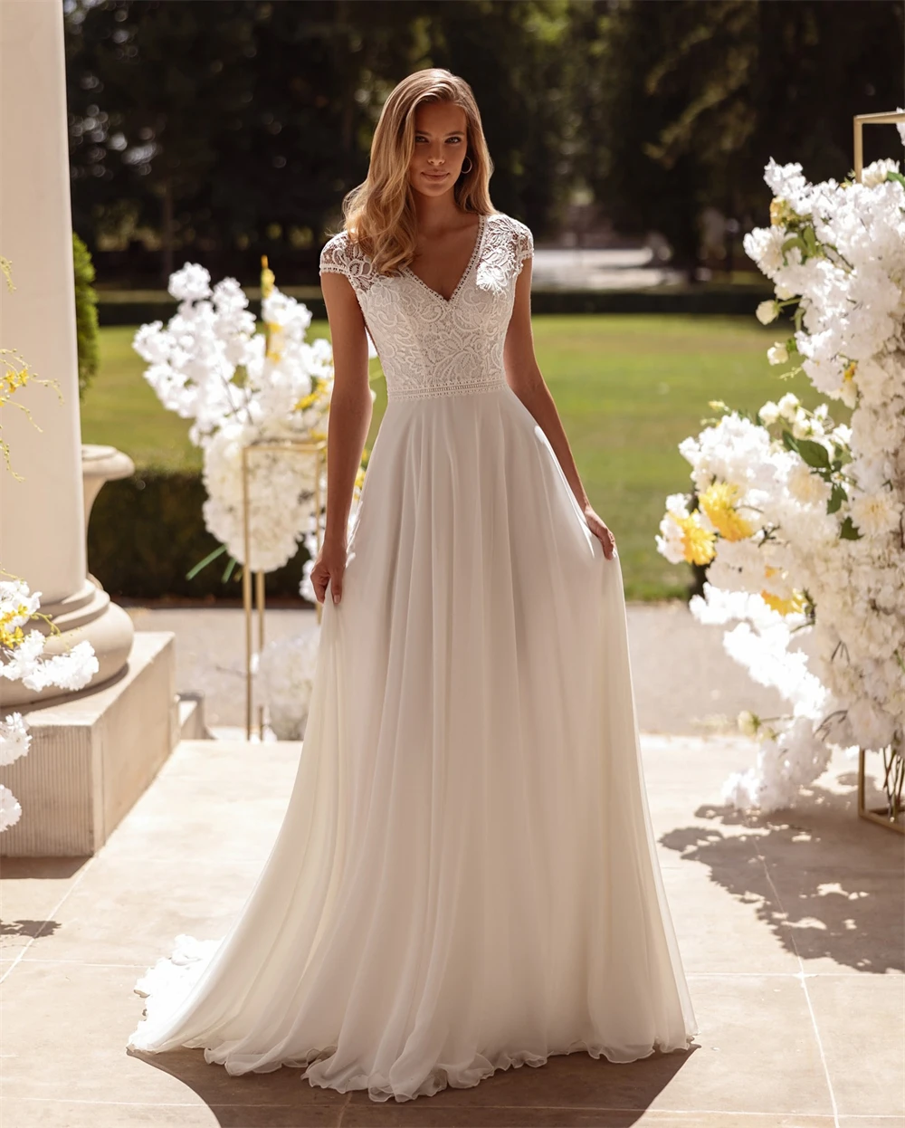 

Customized Soft White Chiffon Wedding Dress Elegant V-neck Short Sleeves Bridal Gown Classic A-Line Court Train Vestido De Novia