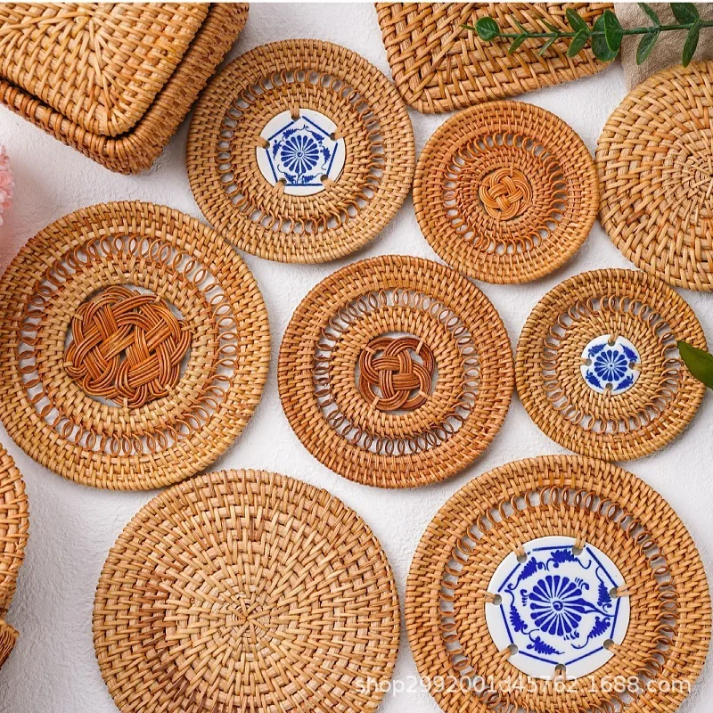 

Drink Coasters Woven Rattan Placemats Round Tableware Mats Tea Coffee Cup Pads Insulation Coffee Cup Coaster Teapot Mat