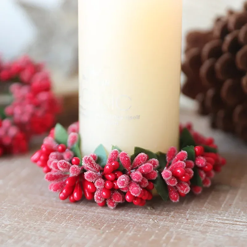 Candle Garland Simulated Berry Xmas Wreath Candle Holder Mini Candle Ring for Wedding Party Living Room Home Decoration