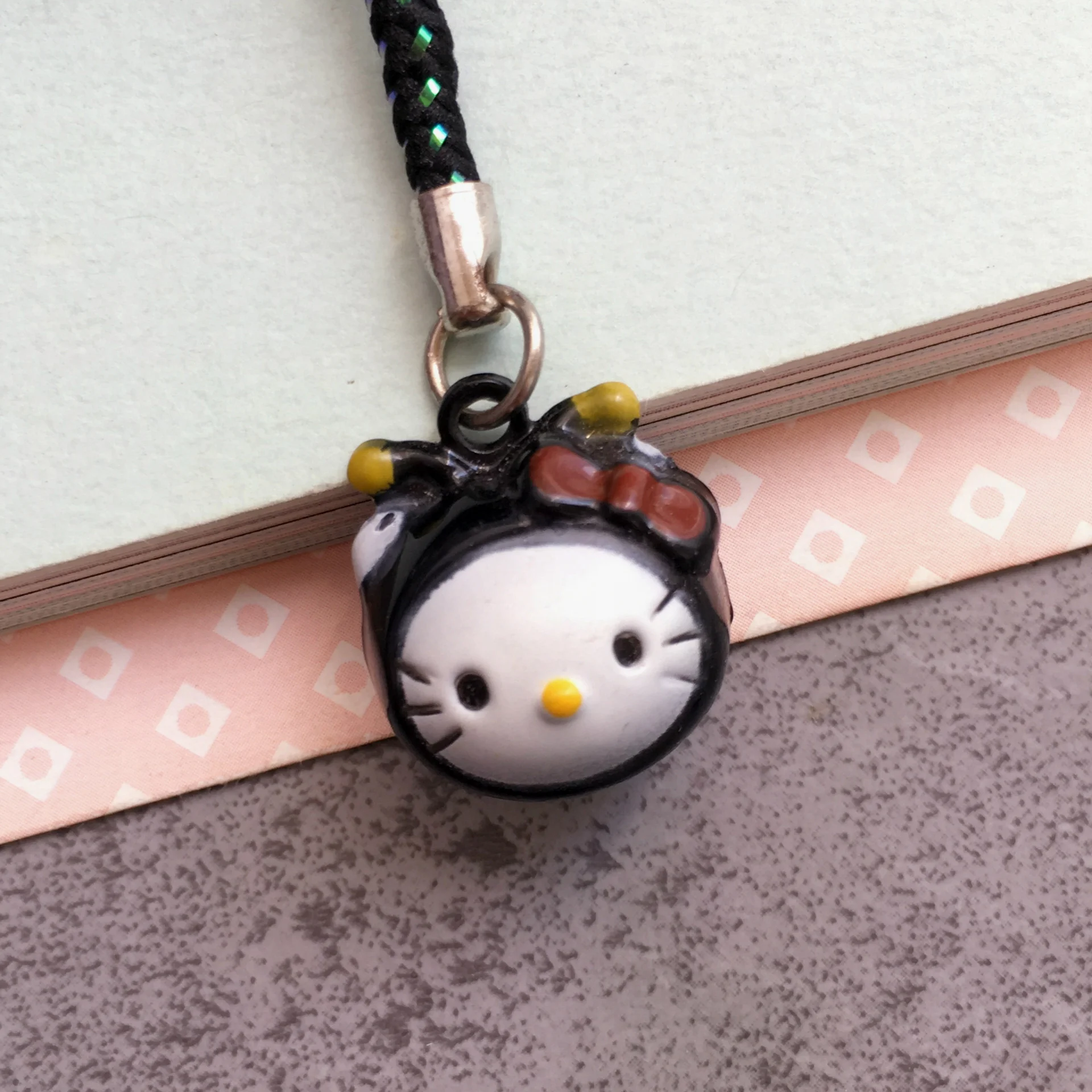 Sanrio Kawaii HelloKitty Small Bell Multi Functional Pendant Exquisite Key Chain Mobile Pendant Backpack Pendant Holiday Gift