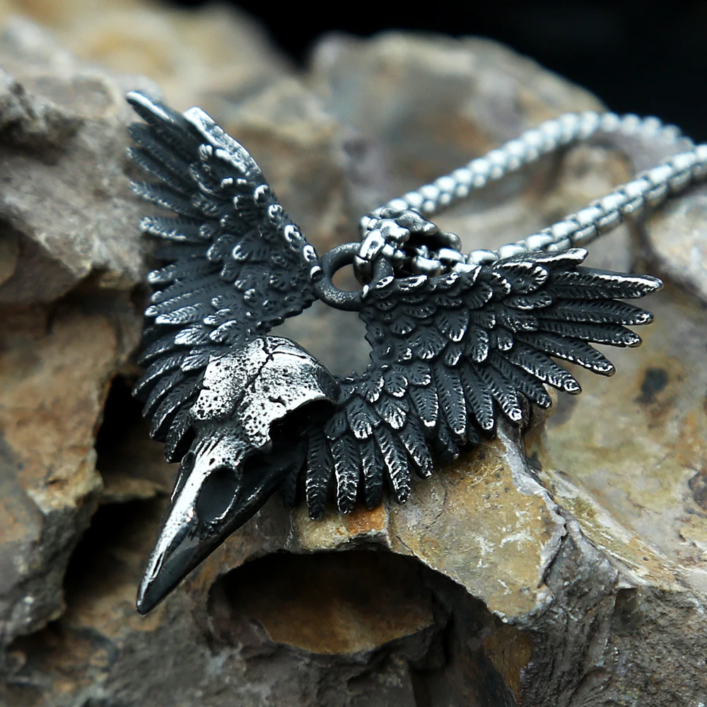 Punk Vintage Raven Skull Pendant Black Stainless Steel Wing Necklace Men Biker Unique Animal Amulet Jewelry Gifts Dropshipping