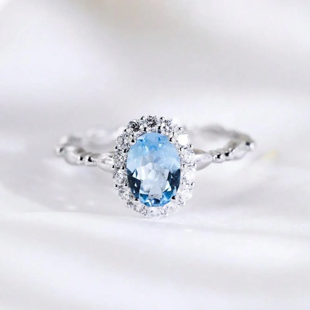 

Light luxury high-end temperament women's ring, niche design inlaid with blue opening exquisite jewelry gift