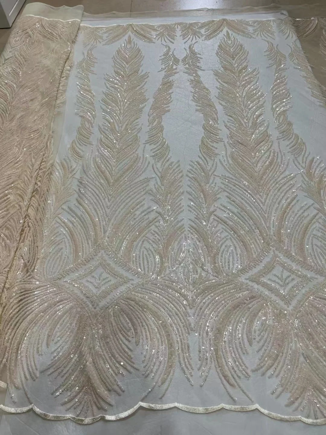 

Sequence Lace Fabrics Nigeria Mesh Lace Embroidery African Lace Fabric With Sequins Beaded Material For Wedding 130*460cm