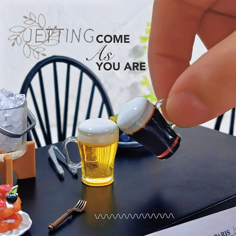 Chaud 1/12 maison de poupée Simulation Mini tasse de bière modèle poupée maison bière boissons Bar scène décor jouet maison de poupée accessoire semblant jouer à