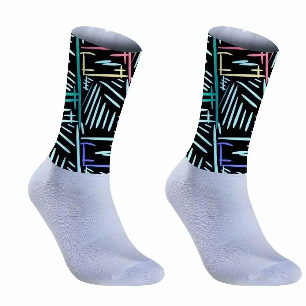 

Новые и уникальные велосипедные носки, подходящие для пеших прогулок и езды на велосипеде, впитывающие влагу и дышащие.