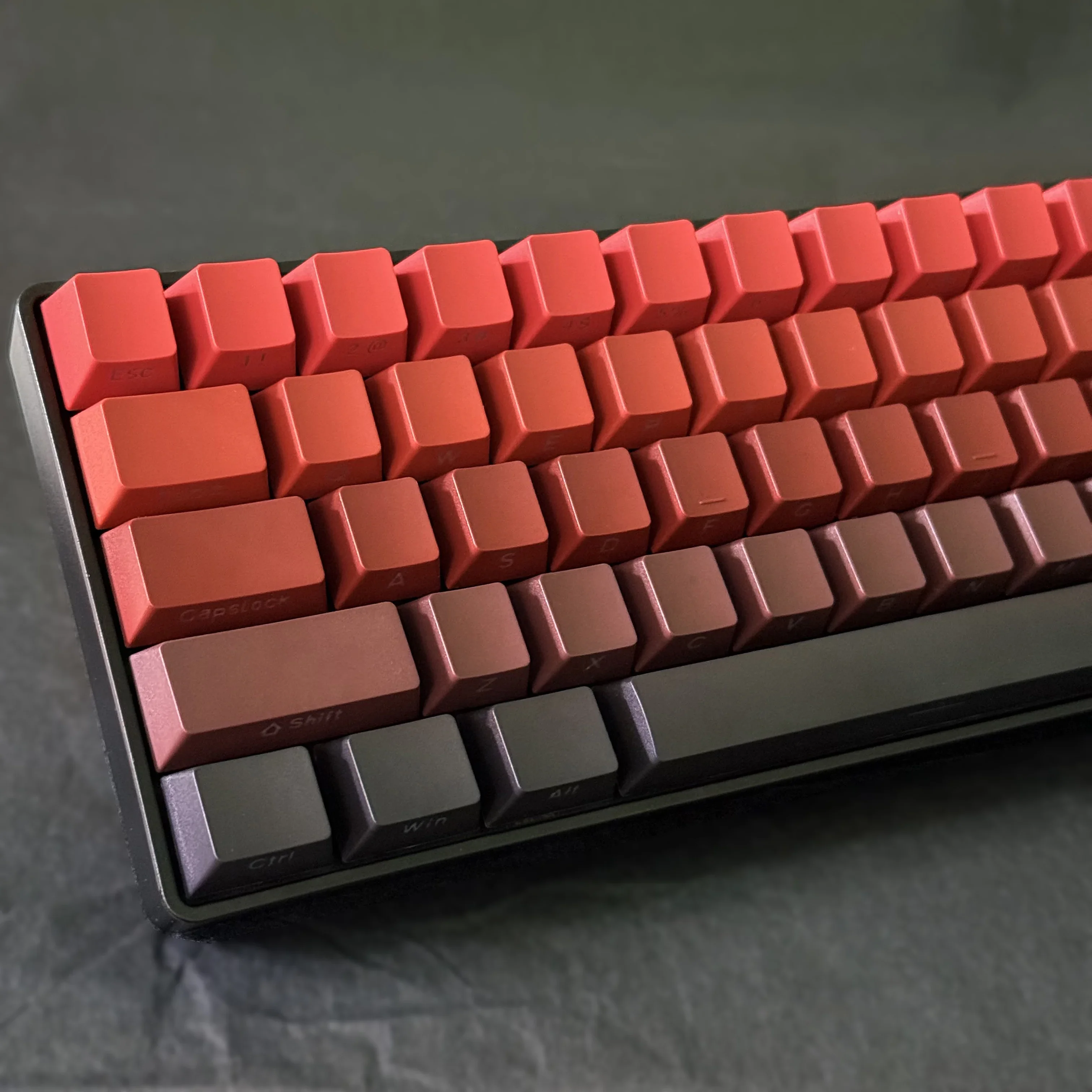 

Gradient Side-Print Keycaps OEM Profile Red Grey Purple Green Blackberries Blue Keycap for Mechanical Keyboard 60/65/68/75/87%
