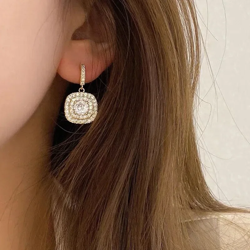 Hình Vuông Cổ Điển Zirconia Hình Giọt Nước Hoa Tai Nhỏ CZ Đá Vàng Vàng Màu Earings Cho Nữ DỰ TIỆC CƯỚI Trang Sức