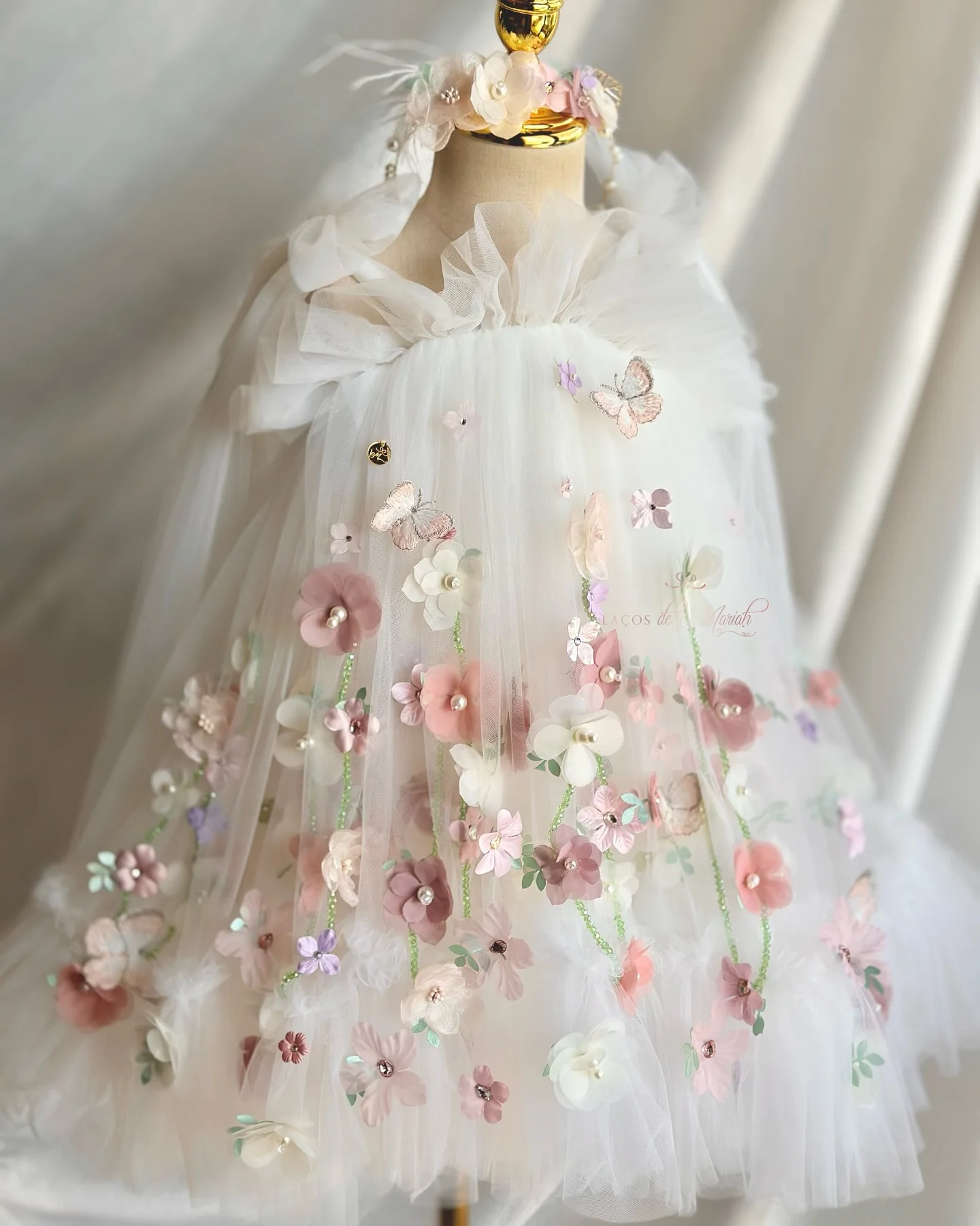 Cute Floral Girls Birthday Dresses Customized Appliqued White Flower Girl Dresses for Wedding Party Baby First Communion Dress