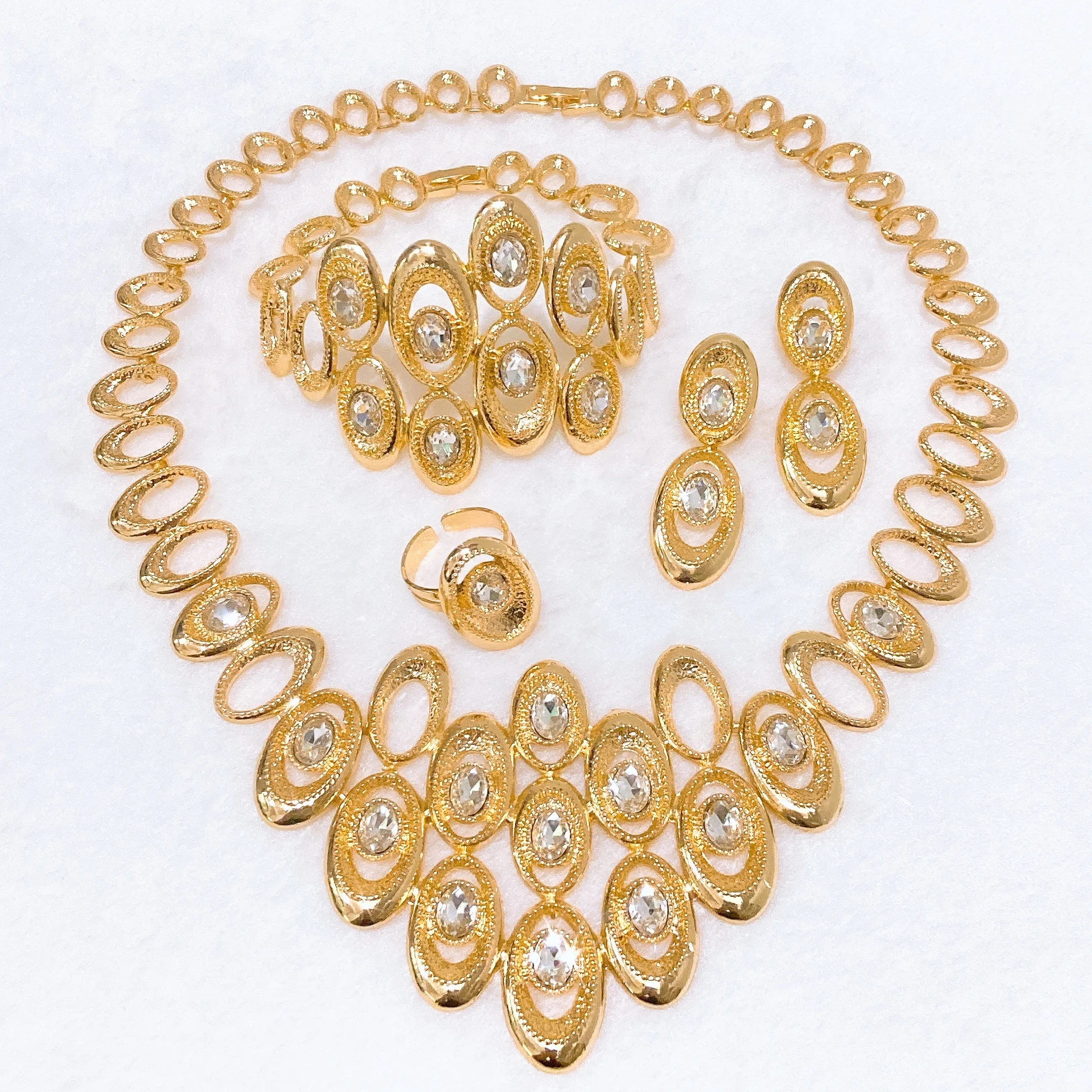 

Colorful classic design women's jewelry set 18K gold plated wedding and party accessories.