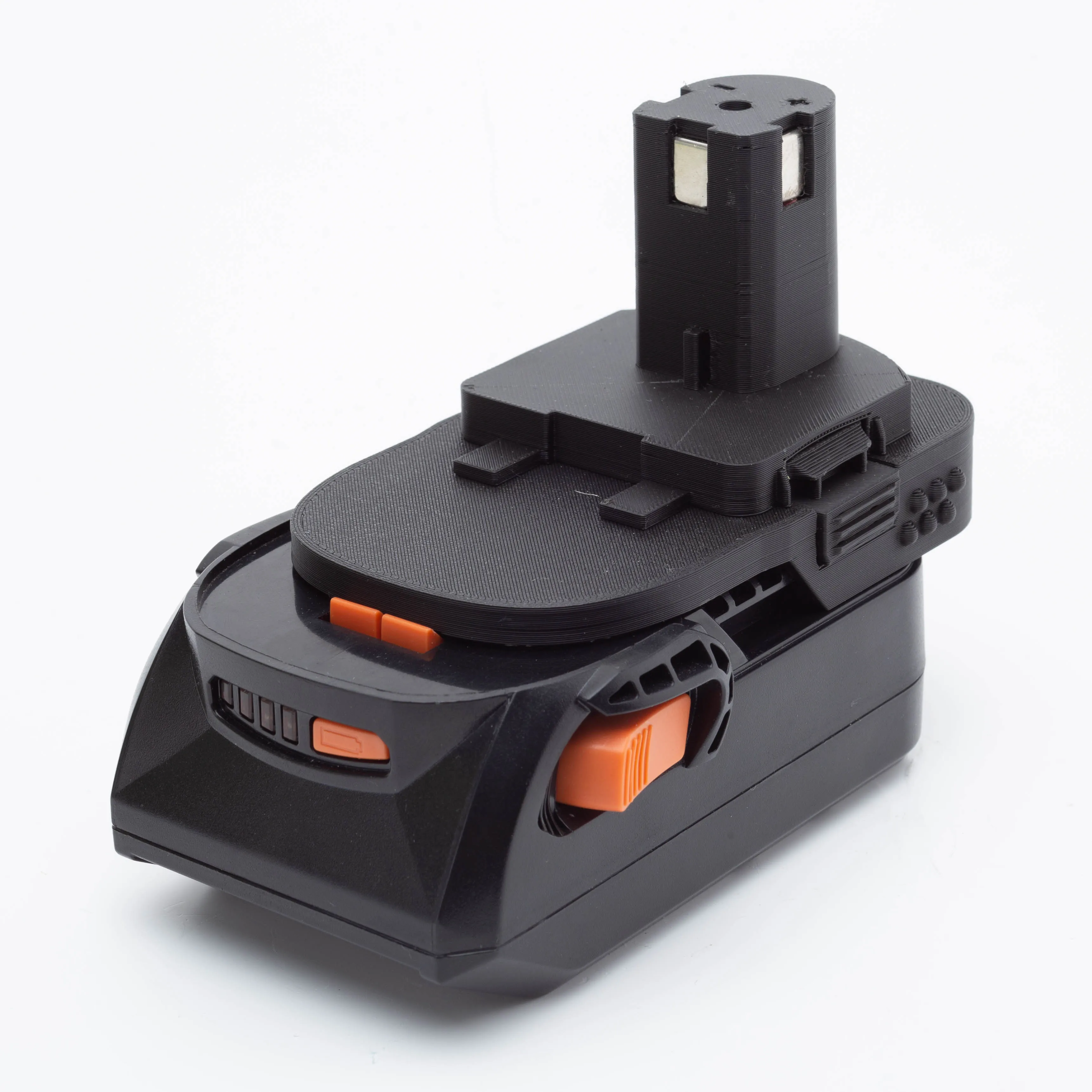 

Адаптер аккумулятора для преобразователя литиевых инструментов AEG/Rigid 18 В в Ryobi 18 В (инструменты и аккумулятор в комплект не входят)