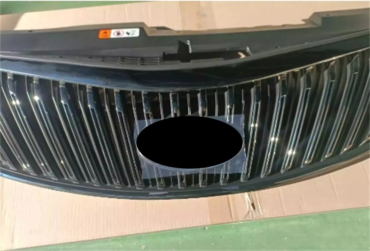 Car Front Bumper Grill Radiator Grille Racing Grill for Hyundai Azera