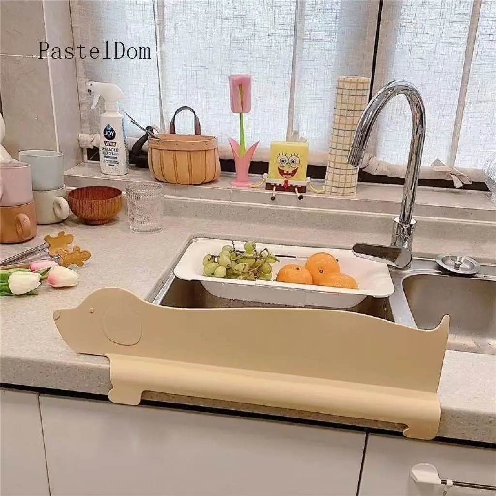 Cute Polar‑Bear Silicone Sink Splash Guard Suction‑Cup Water Barrier for Kitchen Dishwashing Vegetable Washing