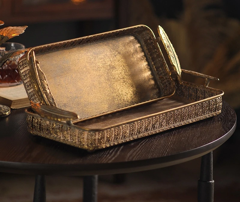 

American rural retro wrought iron ornament can be wall-mounted homestay decoration flower basket industrial wind metal handicraf