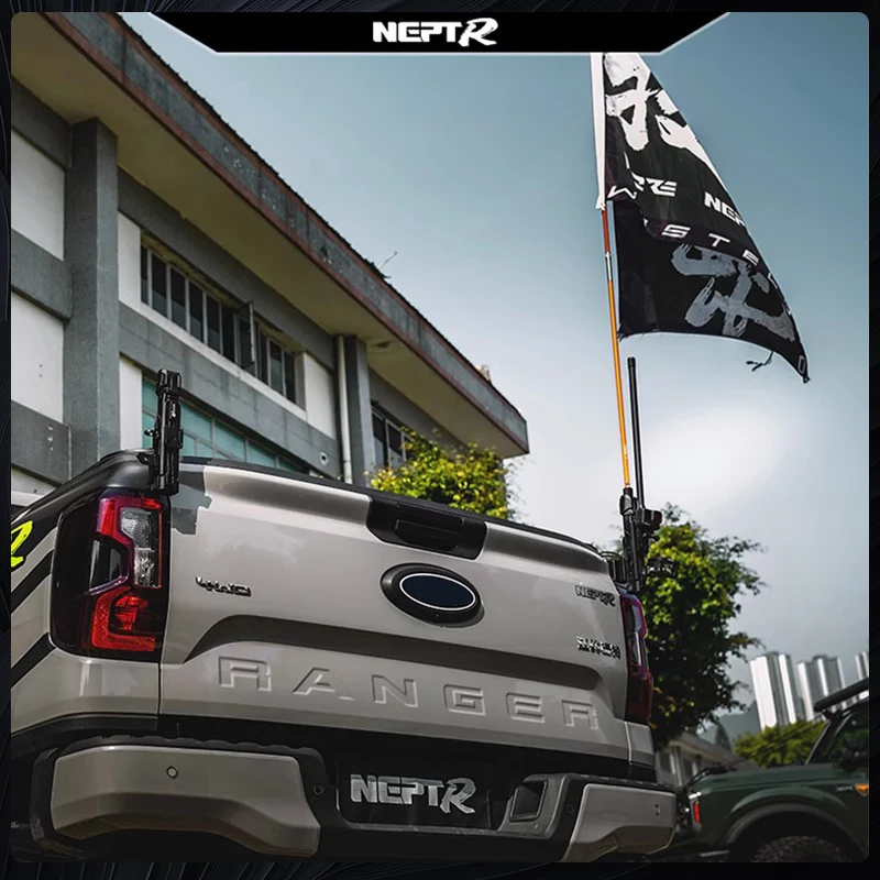 لفورد رينجر 2023 2024 2025 4x4 رياضية متعددة الوظائف سارية العلم جبل الخلفي MUYE NEPT اكسسوارات السيارات #5