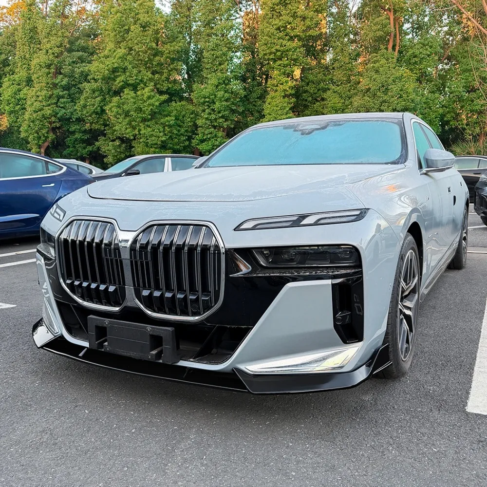 

Car Front Bumper Lip Spoiler Splitter For BMW 7 Series i7 G70 G73 M Sport 2023 2024 2025 ABS Body Kits Tuning