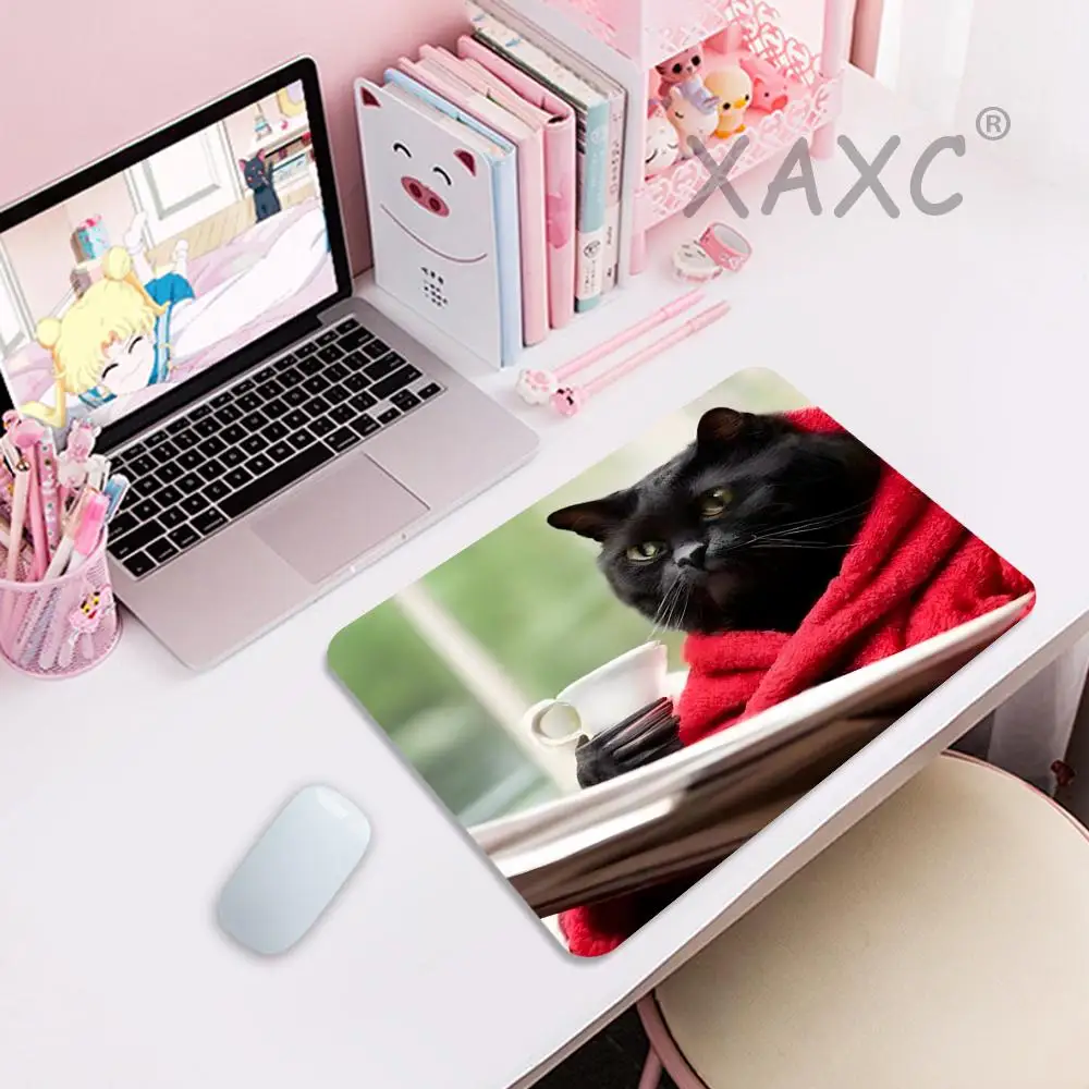 Cat Reading Newspaper Mouse Pad Small Laptop Computer Office Table Mats Square Gaming Esports MousePad Non-Slip Rubber Desk Mat